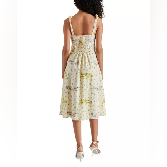 Steve Madden Floral Midi Dress in Yellow and White - Picture 5 of 7